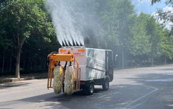  电动巡逻车